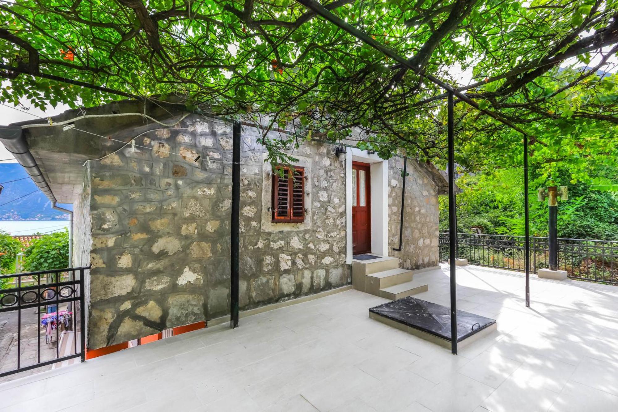Villa Petrana โกตอร์ ภายนอก รูปภาพ